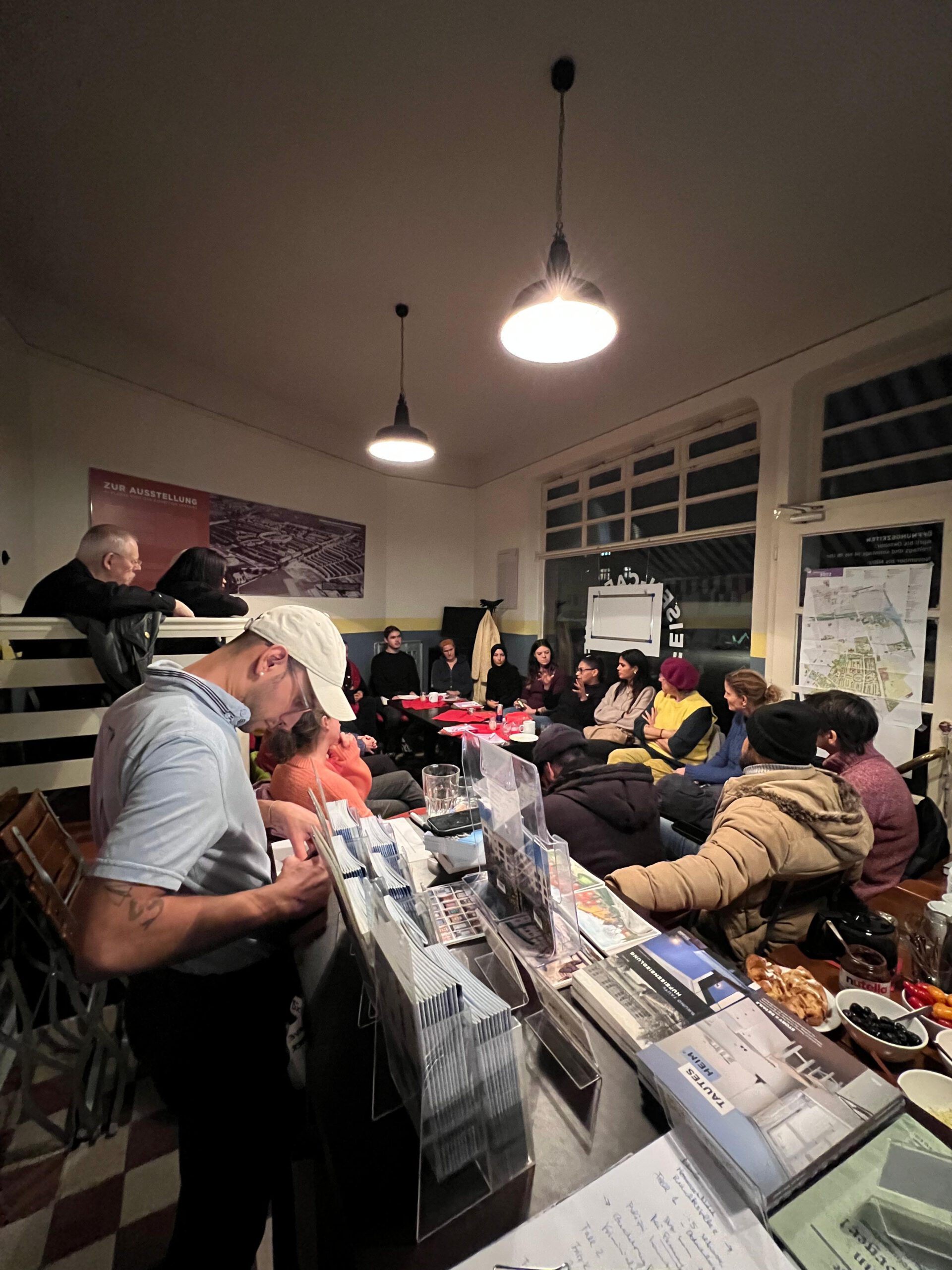 You are currently viewing Rückblick: Erfolgreicher Britzer Treff zum Thema Sicherheit im Kiez