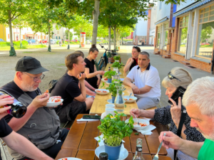 Read more about the article Lange Tafel Britz – nachbarschaftlicher Pasta-Schmaus im Kiez
